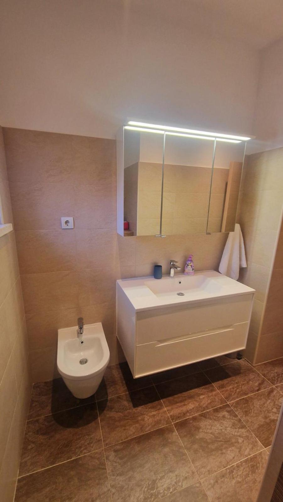 Apartment Mara Orasac Buitenkant foto
